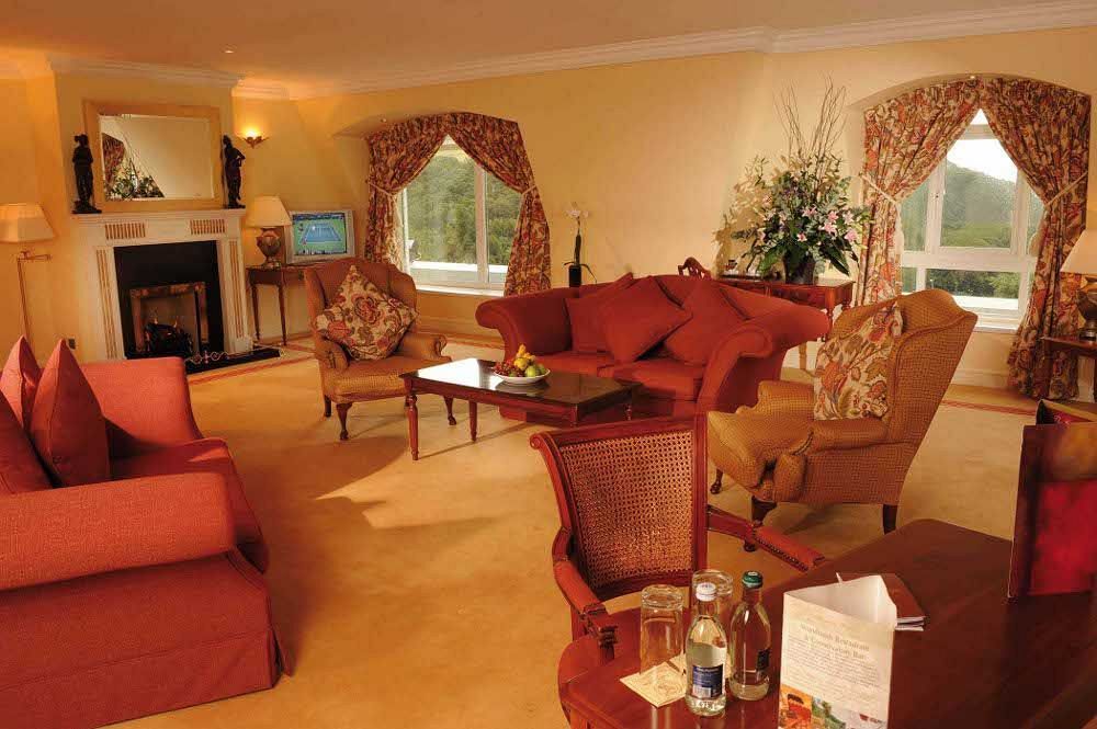 The Glenview & Leisure Club